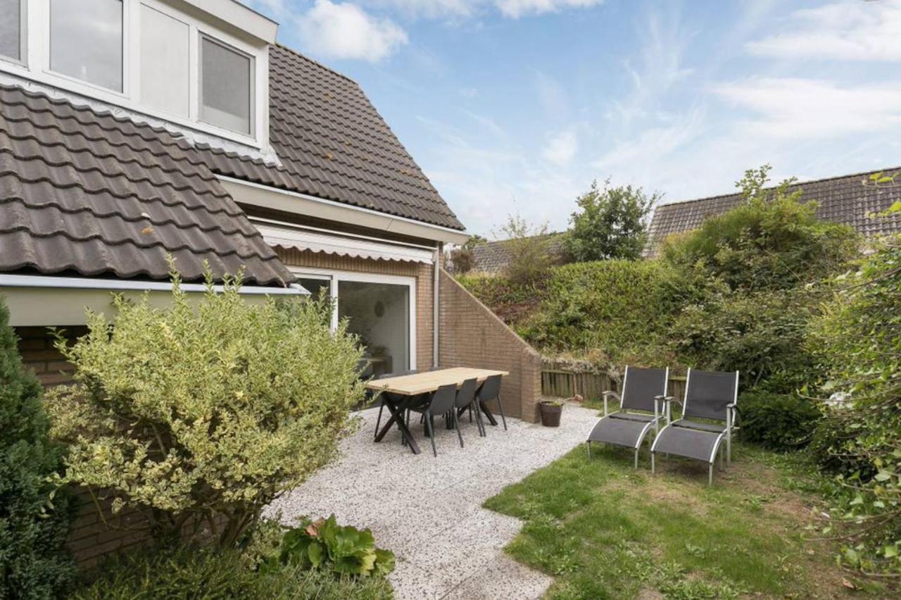 Huebsches Ferienhaus In Ouddorp - Fusslaeufig Zum Strand Und Zentrum Exteriör bild